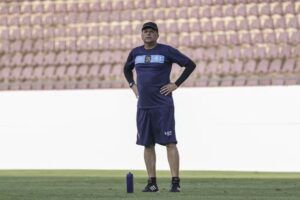 Novo técnico! Santa Cruz anuncia a contratação de Claudinei Oliveira img_1625-1.jpg