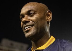 Que despedida! Vagner Love encerra carreira com gol na vitória do Retrô sobre o Ceará pela Copa do Nordeste img_1893-1.jpg