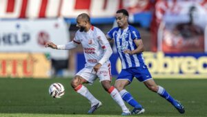 Náutico perde para o Avaí e chega ao sétimo jogo sem vencer na Série B 28f0aca3-a47c-491f-965f-1615468753a7-1