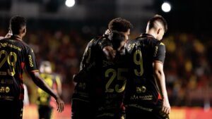 Sport vence o América-MG com tranquilidade e volta ao G-6 da Série B a8022938-bf7f-4c74-9f1c-a95775817cb9-1