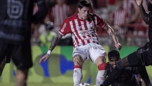 Inacreditável! Náutico leva dois gols em dois minutos e deixa escapar vitória nos Aflitos Screenshot