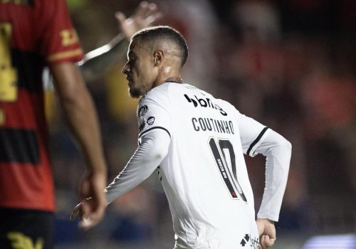 Em confronto direto, Vasco vence o Sport na Ilha do Retiro e afunda o Leão na lanterna&nbsp;