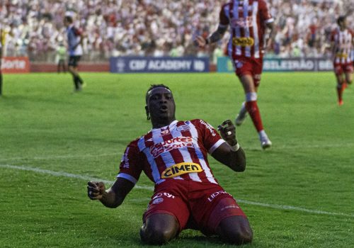 Náutico atropela Ituano e garante invencibilidade na Série C