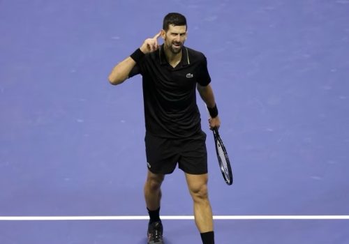 Mesmo roteiro: Djokovic domina Fritz, vence a 11ª seguida e avança no US Open para encarar Alcaraz