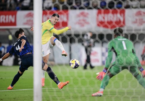 Brasil sofre virada histórica e perde para o Japão em amistoso em Tóquio