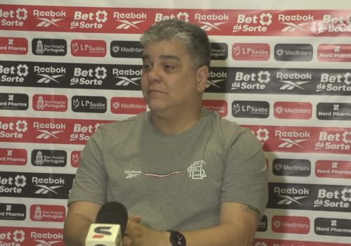 Técnico do Santa Cruz valoriza “início avassalador” na estreia, mas alerta para oscilações físicas e táticas