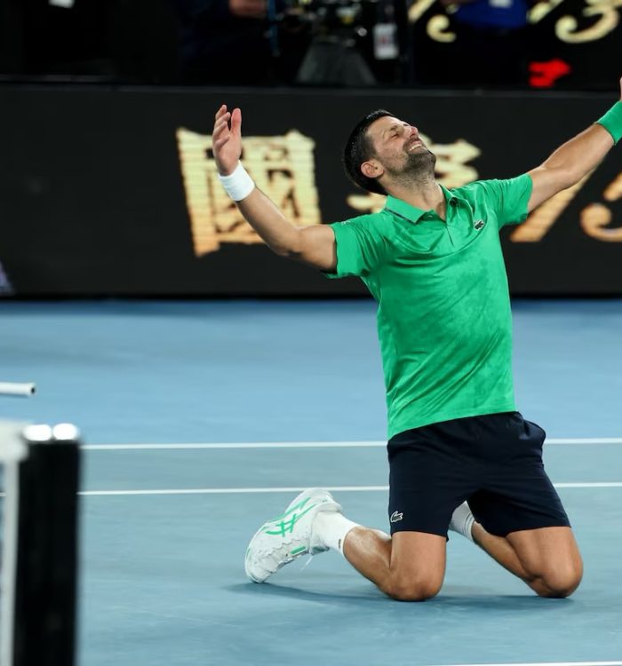 Incansável! Djokovic supera Sinner em batalha épica e alcança final histórica no Australian Open