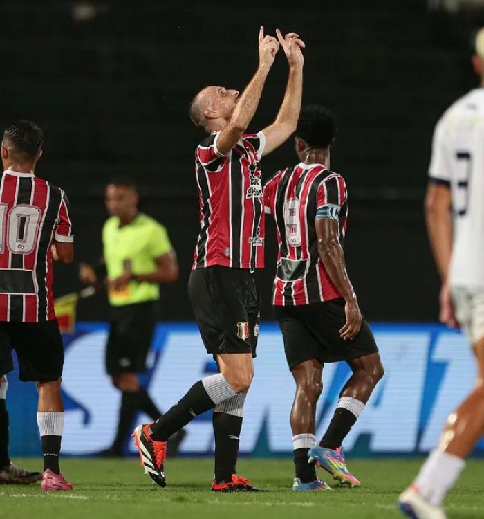 Santa Cruz vence o Decisão no Arruda e confirma clássico contra o Náutico na semifinal