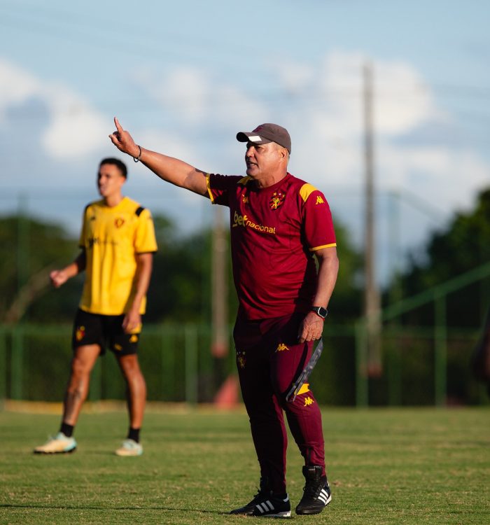 Diretoria do Sport se pronuncia sobre saída de Roger Silva e confirma interino para jogo da Copa do Nordeste