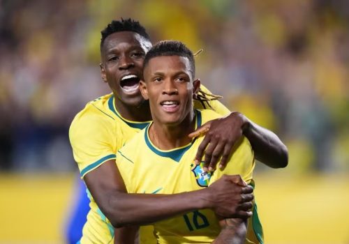 Brasil vence Croácia por 3 a 1 em amistoso marcado por testes na equipe