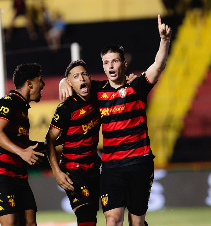 Com um jogador a menos, Sport busca empate contra o Vila Nova pela Série B