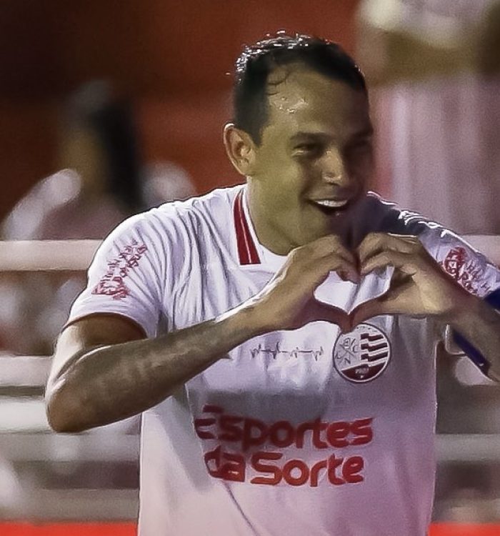 Náutico vence a Ponte Preta por 1 a 0 e sobe na tabela da Série B