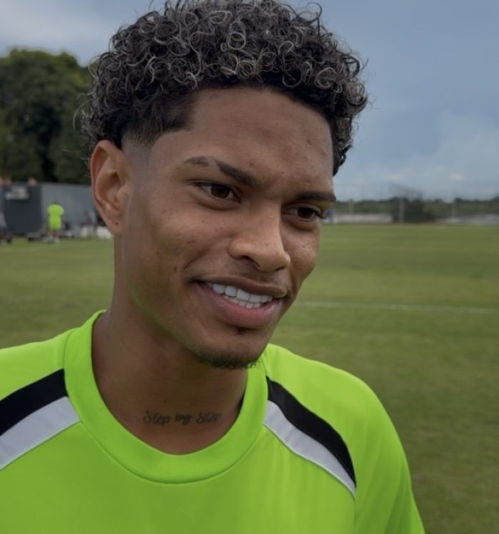 Marquinhos celebra “virada de chave” no Santa Cruz e foca em duelo contra o Floresta
