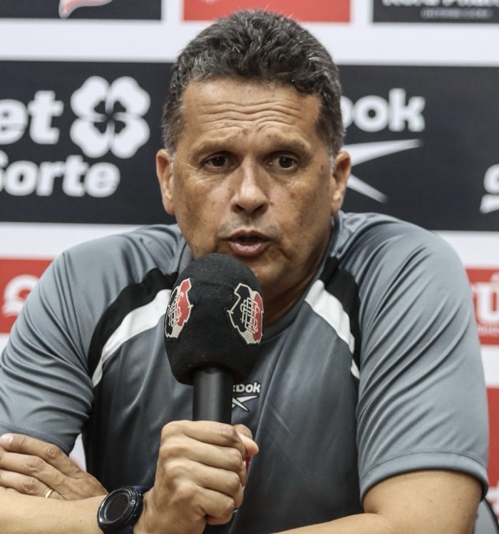Claudinei Oliveira assume o Santa Cruz com foco em resultados: “Não quero fazer bonito, quero ganhar jogo”