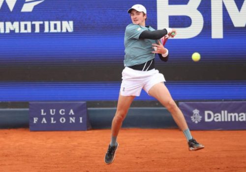 João Fonseca vence Arthur Rinderknech e alcança quartas de final em Munique