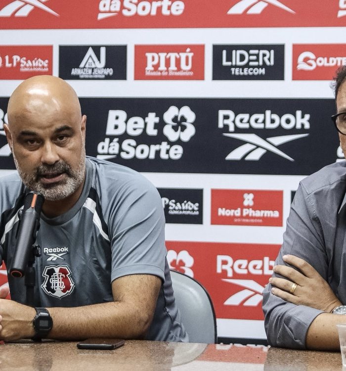 Cristian de Souza é apresentado no Santa Cruz: “Vim pelo peso da camisa e para gerar resultados rápidos”