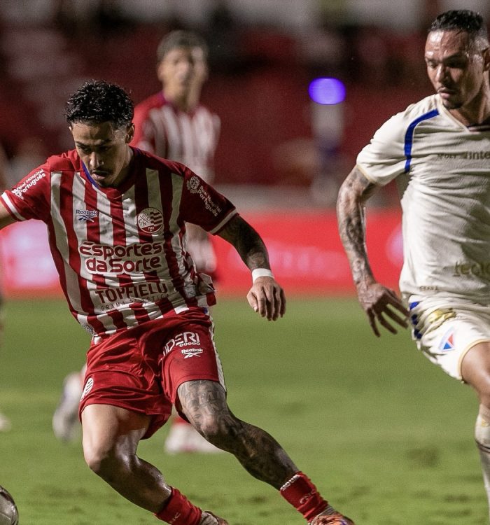 Quem não faz, leva! Náutico pressiona, mas perde para o Fortaleza nos Aflitos