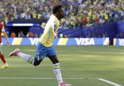 Brasil joga mal, conta com golaço de Vini Jr e empata com Marrocos na estreia da Copa do Mundo