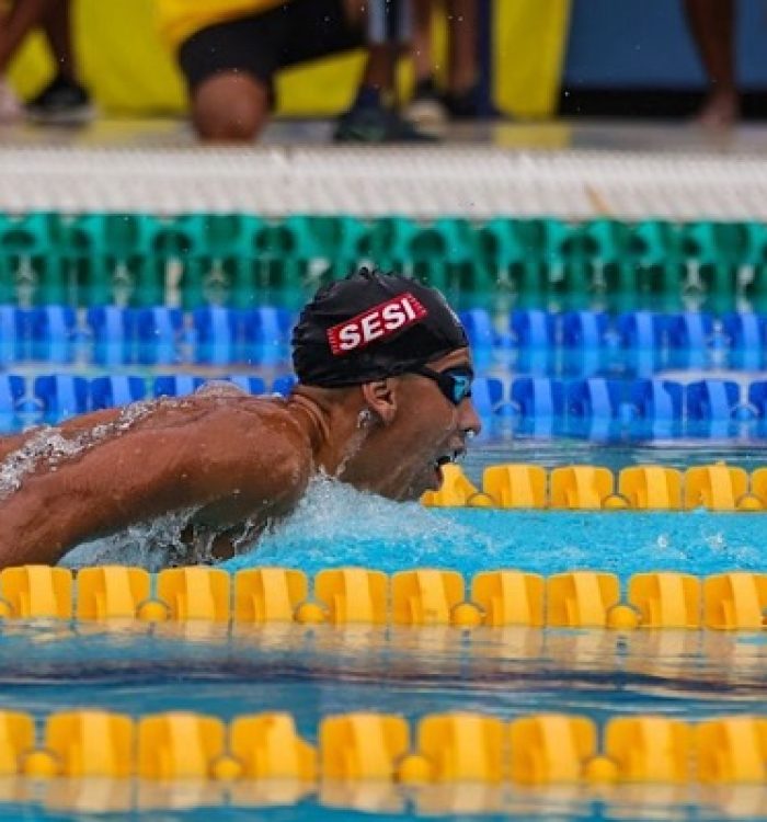 Campeonato Brasileiro Juvenil de Natação acontecendo em Recife