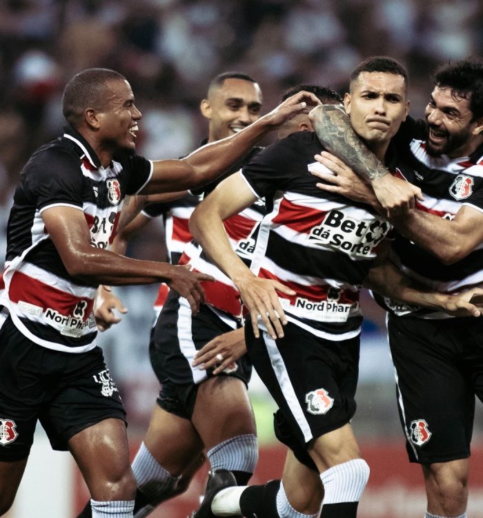 Santa Cruz vence o Caxias, sobe para quarto e fica perto do quadrangular do acesso